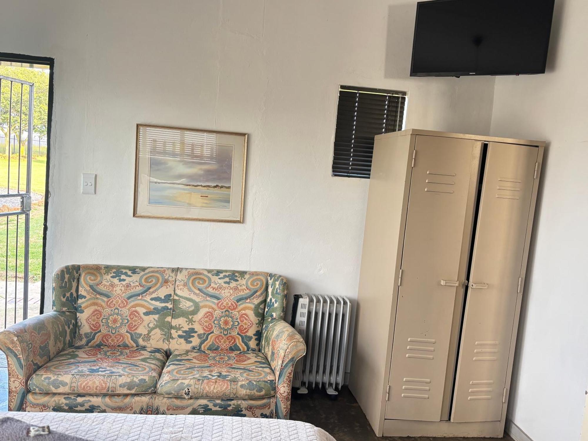 Dewdrop Farm Stay Ермело Екстериор снимка