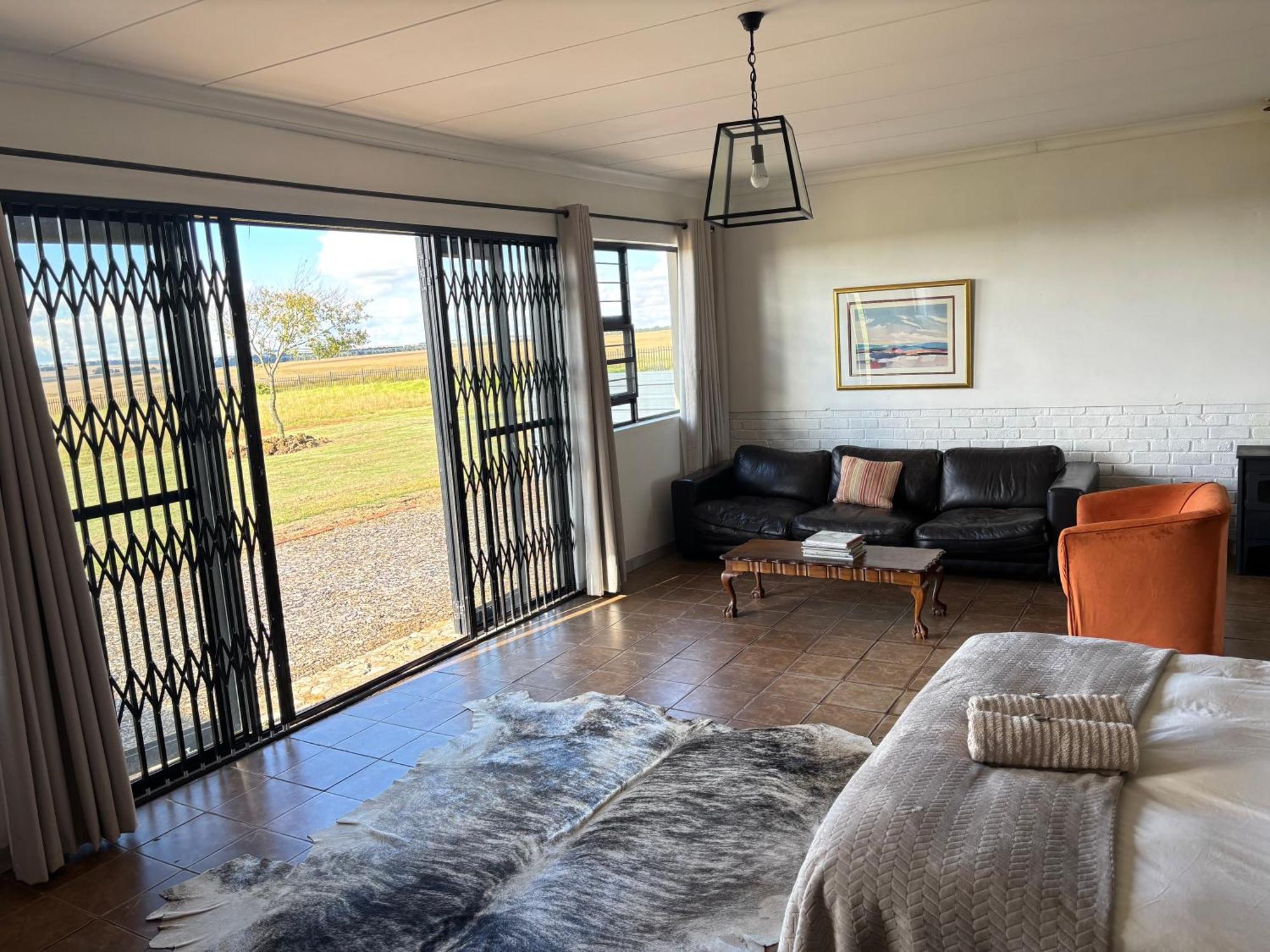 Dewdrop Farm Stay Ермело Екстериор снимка