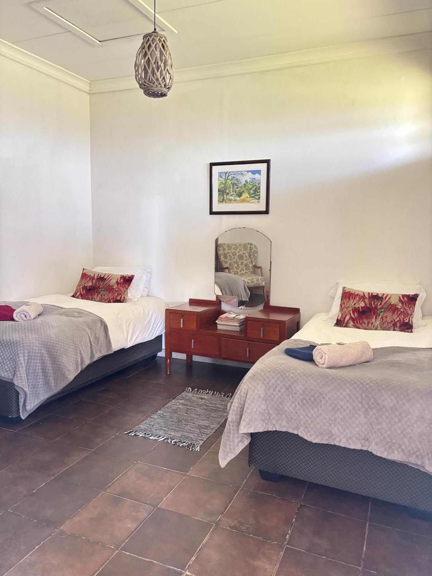 Dewdrop Farm Stay Ермело Екстериор снимка